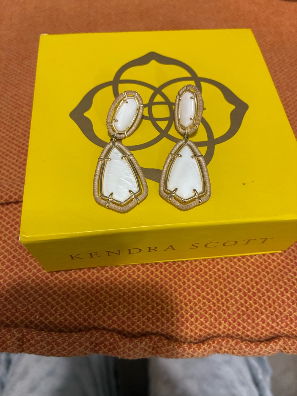 Kendra Scott White and Gold Drop Dangle Earrings